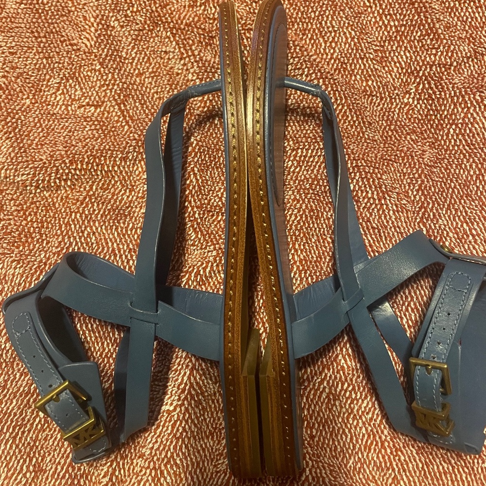 Michael Kors Thong sandals - Picture 4 of 5